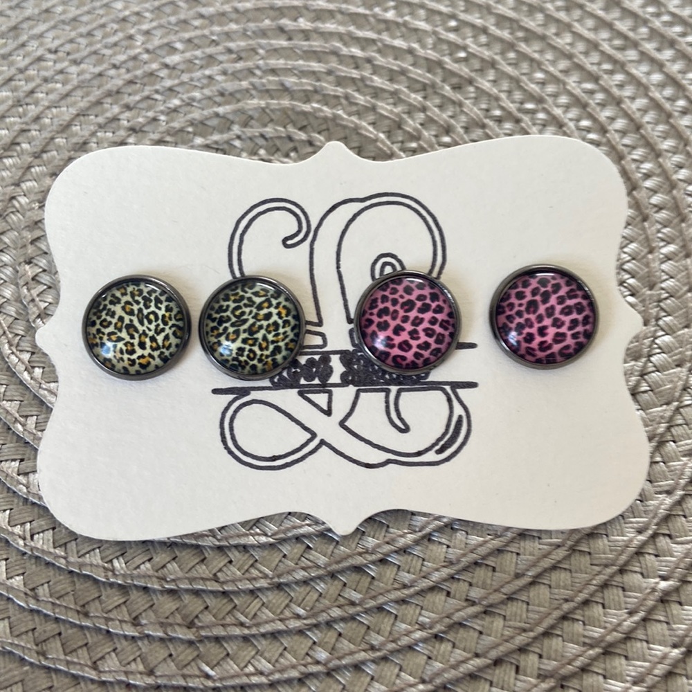 Leopard earrings